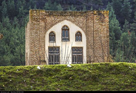 گزارش تصویری: مدرسه و مسجد «کریم ایشان»