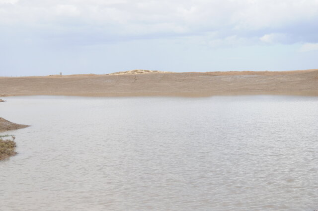 مگر «توفان نوح» رخ دهد که شهر سوخته زیر آب برود