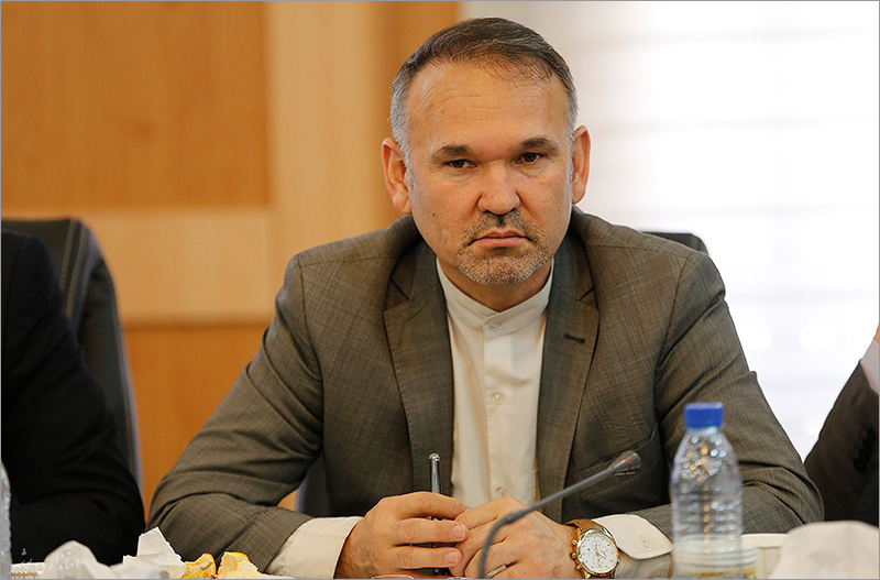 ضرورت جوانگرایی و استفاده از مشاورین توانمند در ساختار وزارت راه و شهرسازی