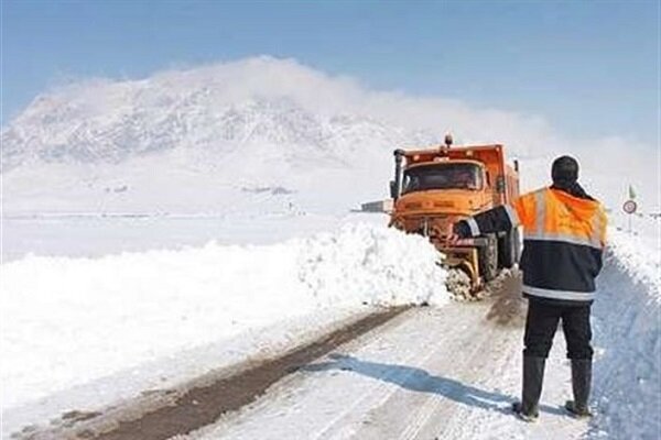 تردد در محور‌های جنوب آذربایجان غربی با زنجیر چرخ امکان پذیر است