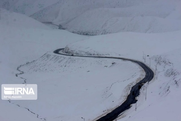 کولاک راه ارتباطی ۸۰ روستا در زنجان را بست/ مسدود بودن محور‌های «تهم - چورزق» و «دندی – تخت سلیمان»