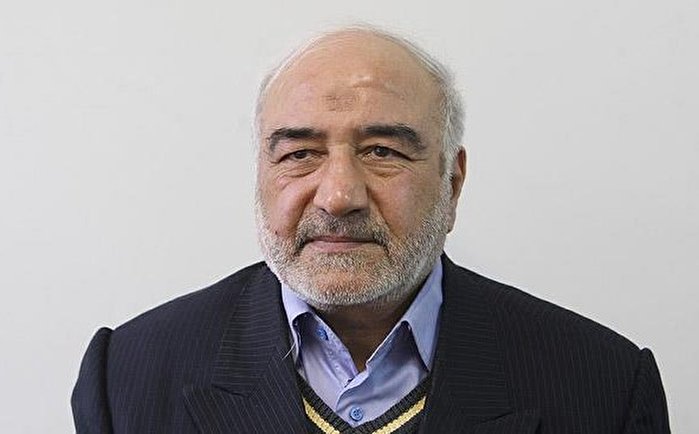 هاشمی تصور میکرد جایگزین خاتمی میشود/ آقای هاشمی و آقای خامنهای نماینده دو تفکر متفاوت هستند