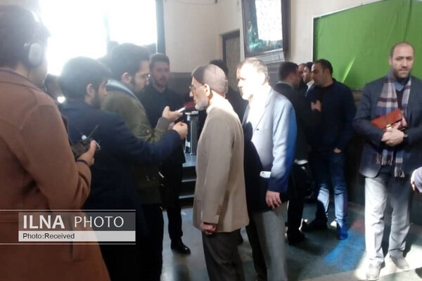 مجید انصاری: ۲۰ سال است مجلس در اختیار اصولگرایان است / میرسلیم: درمورد کرونا مخفی‌کاری نشد