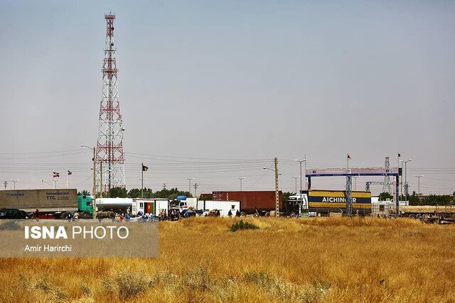 خروج اتباع افغانستانی با رعایت اصول بهداشتی از مرز دوغارون