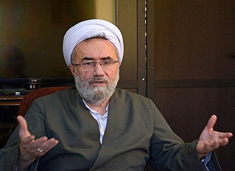 مسیح مهاجری: میدانیم مراجع تقلید با موانعی روبرو هستند، اما به داد حوزه علمیه قم برسند