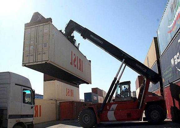 صادرات ۱۸۰ میلیون دلار کالا توسط تعاونی‌های خراسان رضوی