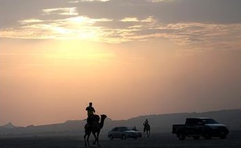 جهانگرد شتر سوار هرمزگانی به قم رسید