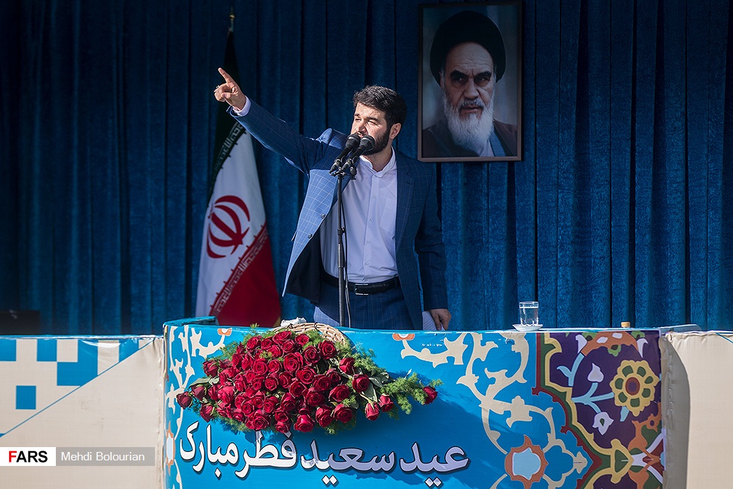 مداح در برابر مداح!