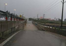 جاده بهشهر به گلوگاه در مسیر جاده ساری-گرگان مسدود شد