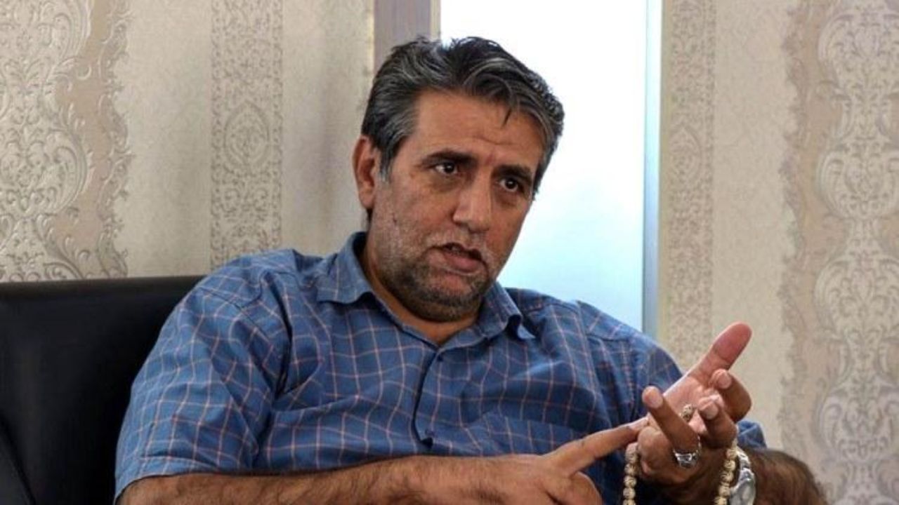 آقای عارف استعفا بدهید تا کسی دچار رودربایستی نشود