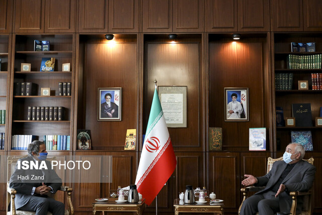 ظریف: خواهان ادامه همکاری با آژانس مطابق مقررات بین المللی هستیم