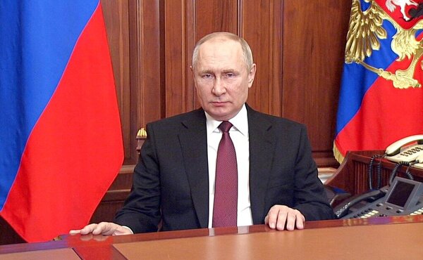 پوتین آماده اعزام هیاتی به مینسک برای گفتگو با اوکراین است