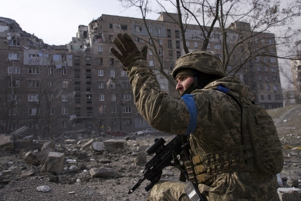 هشدار زلنسکی به روسیه: بعد از حذف آخرین سرباز در ماریوپول، مذاکرات متوقف می‌شود
