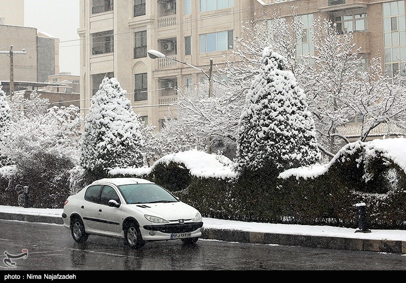 برف و یخبندان در راه مشهد