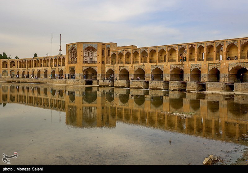 زاینده رود نیمه‌جان/ گزارش تصویری