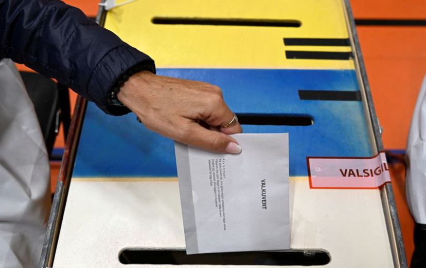 رقابت نزدیک در انتخابات سوئد؛ نتایج چه زمانی مشخص می‌شود؟