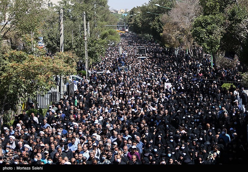 مراسم تشییع آیت‌الله ناصری/ گزارش تصویری