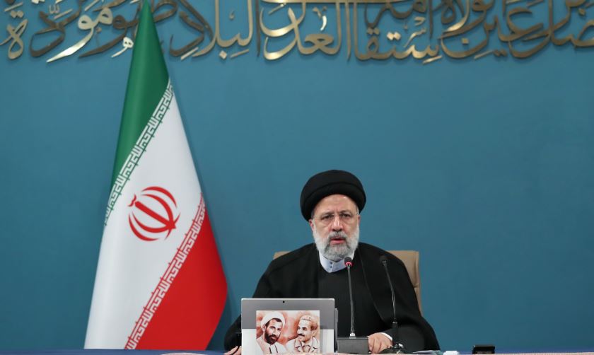 رئیسی: هیچ بانکی مجاز نیست به بهانه طلب خود واحد‌های تولیدی را تعطیل کند