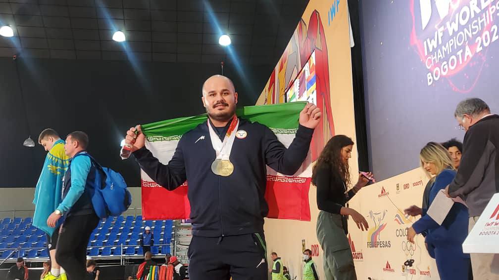وزنه‌برداری قهرمانی جهان؛ «دهدار» اولین طلایی ایران شد