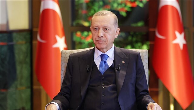 قطع مصاحبه «اردوغان» به دلیل ناراحتی معده +ویدیو