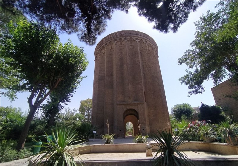 مرمت برج تاریخی «طغرل»