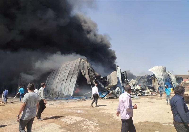 مهار آتش‌سوزی در شهرک صنعتی اصفهان