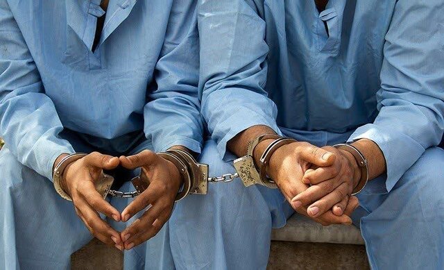 عاملان زورگیری از زن و مرد جوان دستگیر شدند