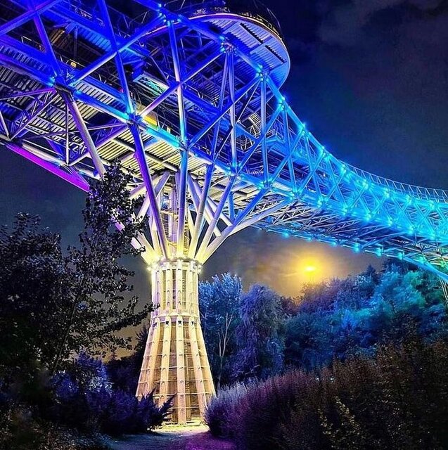 پل طبیعت «آبی» می‌شود