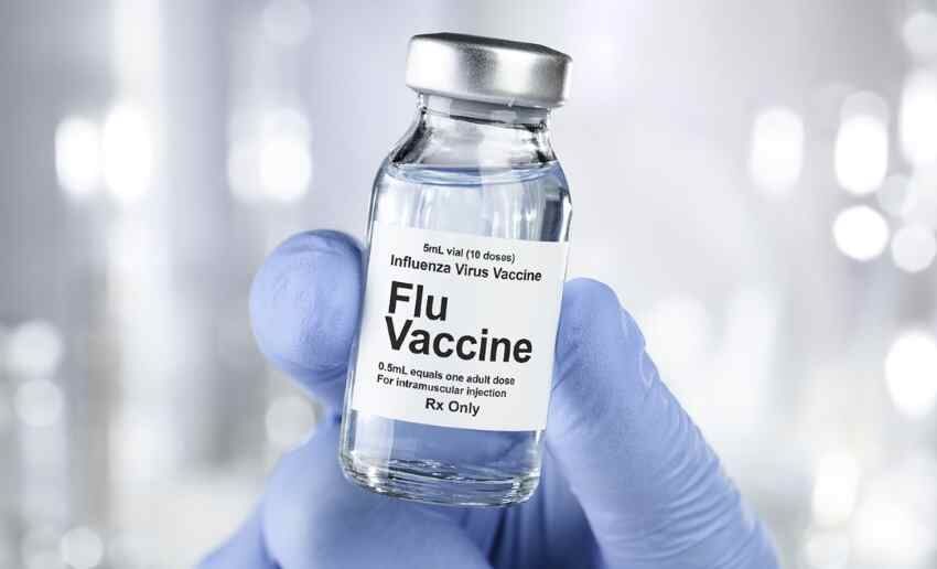 تزریق رایگان واکسن آنفلوآنزا به سالمندان و معلولان