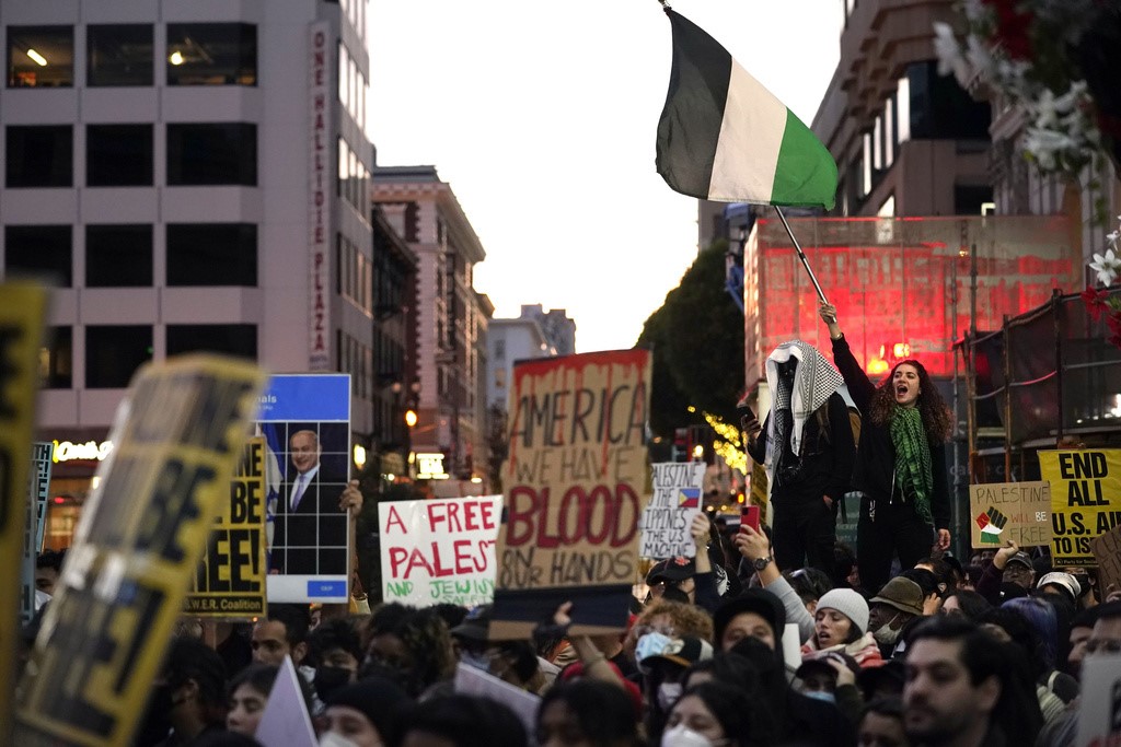 تظاهرات حامیان فلسطین در سانفرانسیسکو در آستانه دیدار بایدن و شی +عکس
