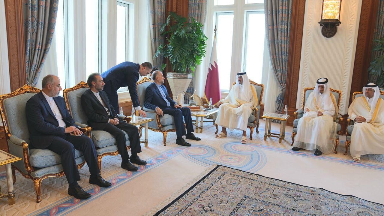 دیدار وزیرخارجه ایران با امیر قطر