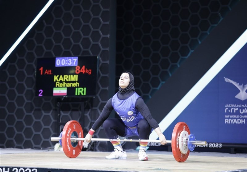رکوردشکنی ریحانه کریمی در وزنه‌برداری قطر