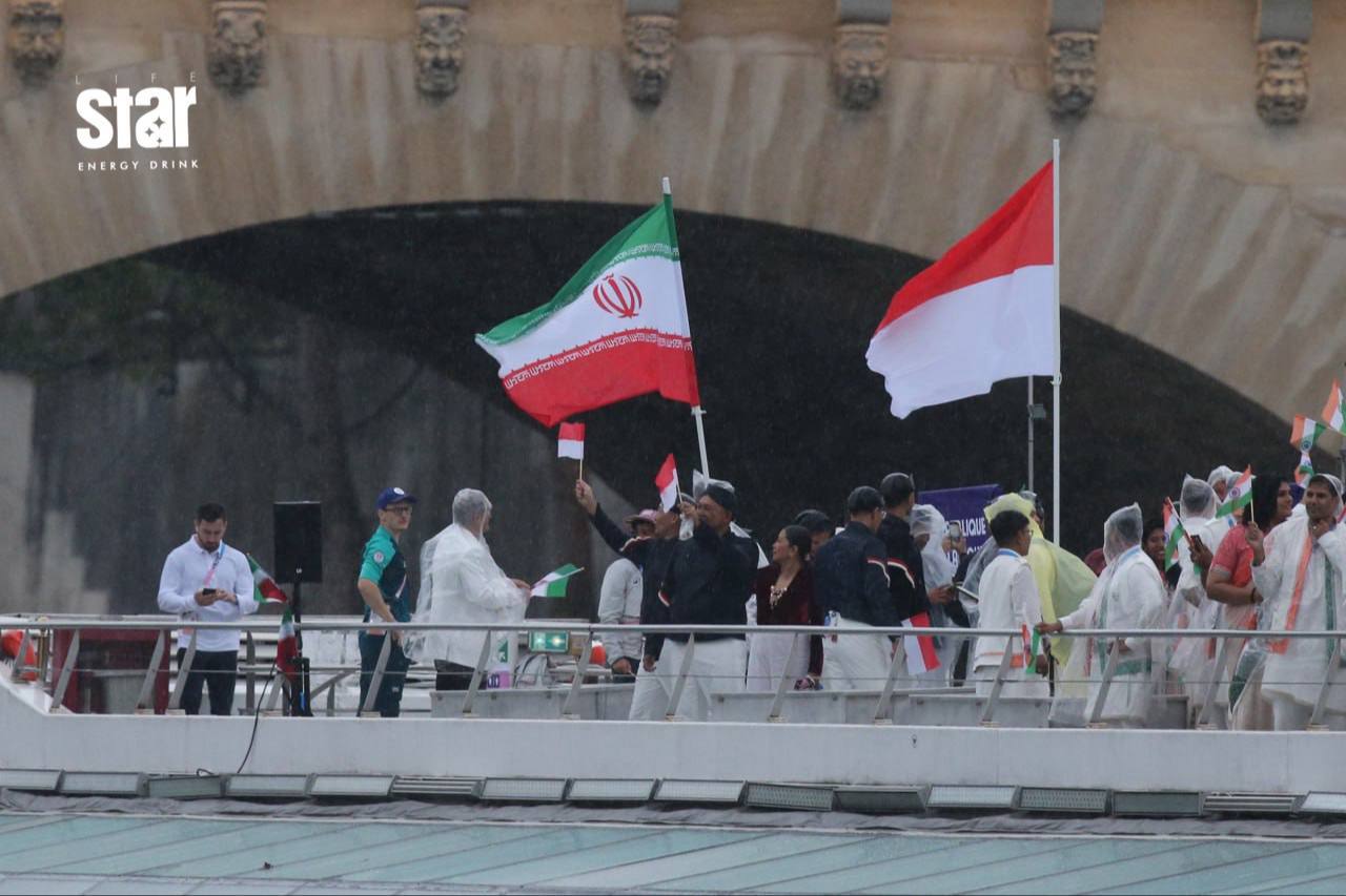 رژه کاروان ایران در افتتاحیه المپیک +عکس و ویدیو