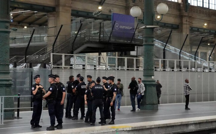 خرابکاری در پاریس؛ بعد از قطار نوبت به خطوط مخابراتی و فیبرنوری رسید