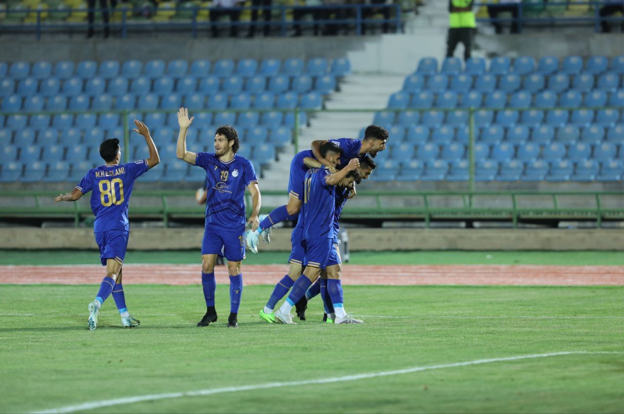 گزارش زنده: استقلال ۱ - ۰ الغرافه/ الاهلی ۱ - ۰ پرسپولیس +ویدیو