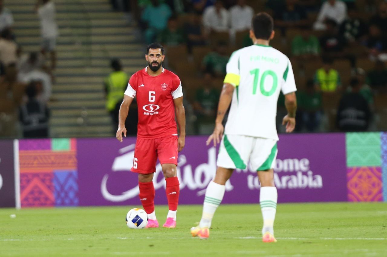 گزارش زنده: استقلال ۱ - ۰ الغرافه/ الاهلی ۱ - ۰ پرسپولیس/ پایان نیمه‌اول