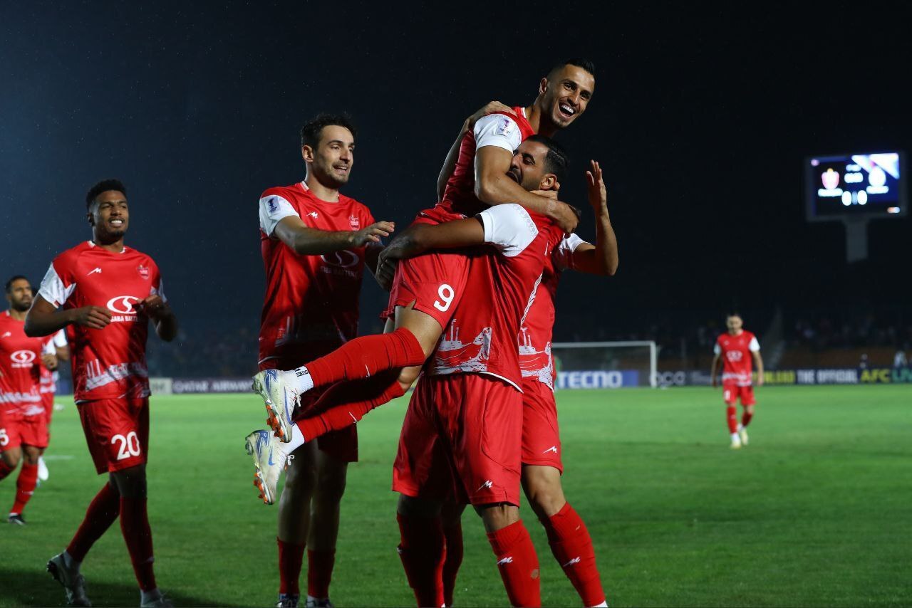 گزارش زنده: پرسپولیس ۱ - ۰ پاختاکور/ السد ۱ - ۰ استقلال/ پایان نیمه اول