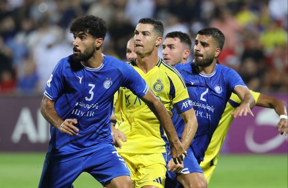 گزارش زنده: النصر ۰ - ۰ استقلال