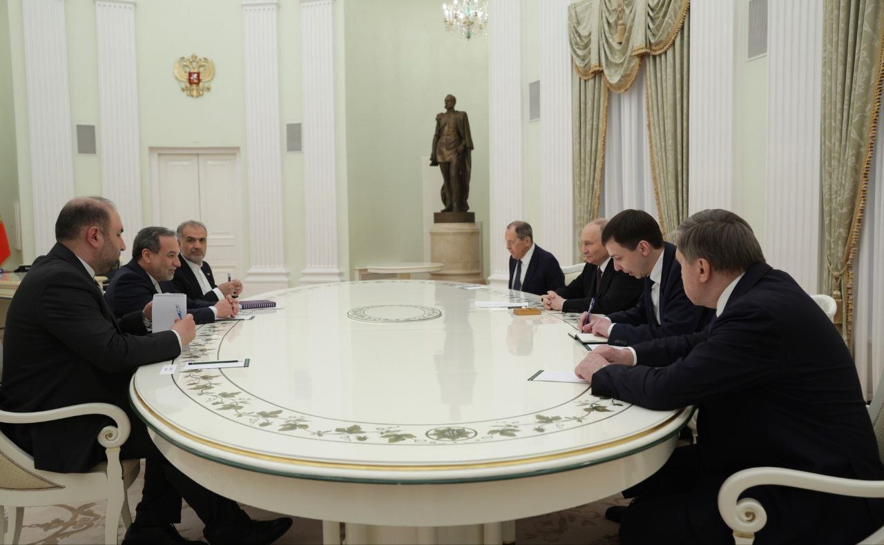 دیدار عراقچی با ولادیمیر پوتین +ویدیو دیدار عراقچی با ولادیمیر پوتین +ویدیو