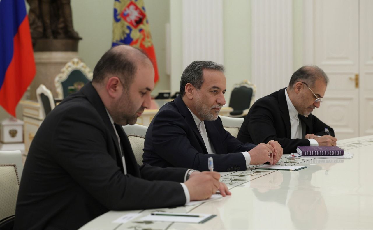 دیدار عراقچی با ولادیمیر پوتین +ویدیو دیدار عراقچی با ولادیمیر پوتین +ویدیو