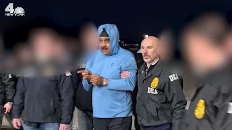 مادورو و همسرش به بازداشتگاه متروپولیتن منتقل شدند