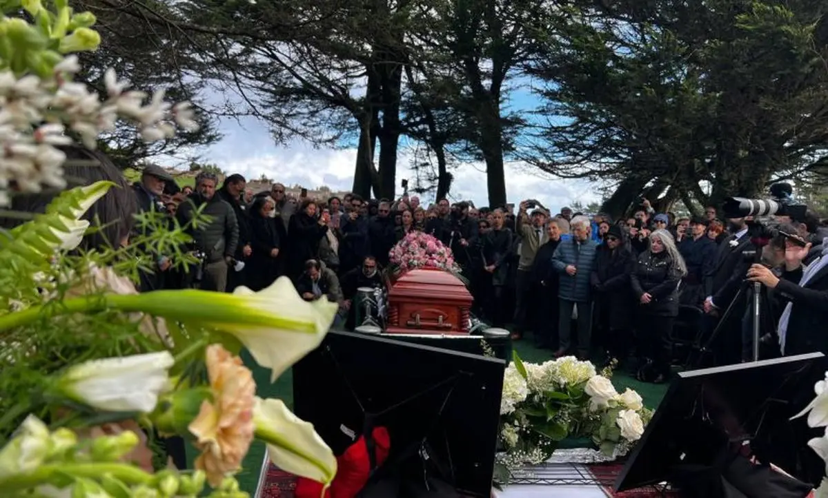 بهرام بیضایی دور از وطن به خاک سپرده شد +ویدیو