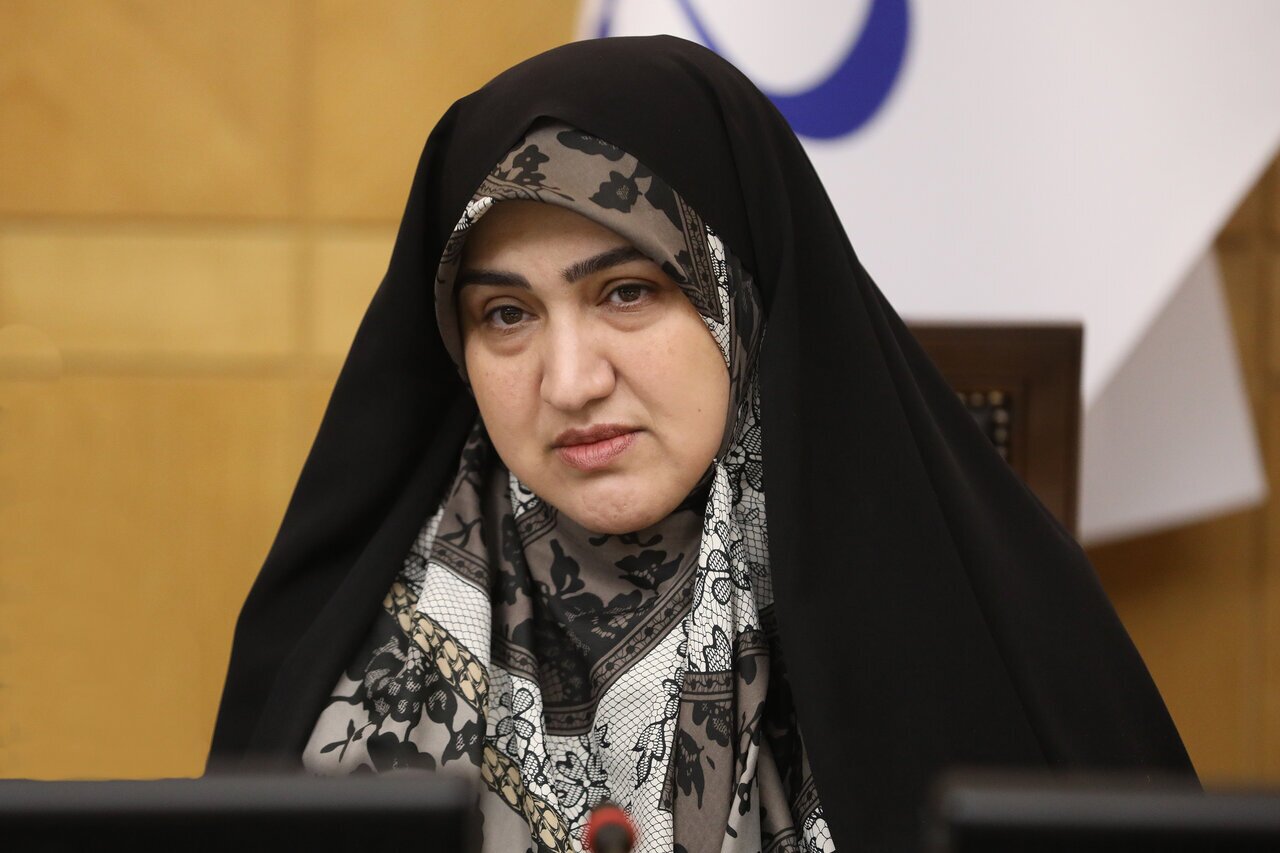 کالاهای معیشتی با حداقل قیمت به دست مردم برسد