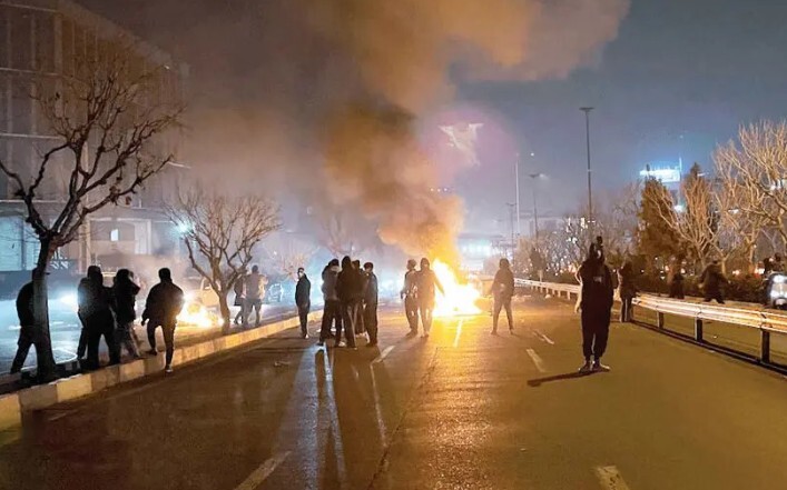 گزارشی از اعتراضات ۱۸ و ۱۹ دی؛ ساعت شلوغی