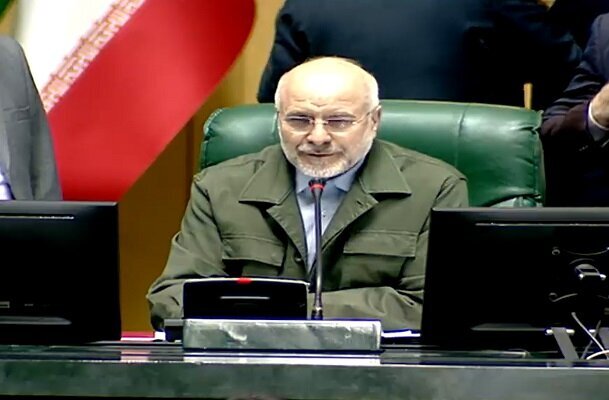 قالیباف: با دشمن در چهار جبهه در جنگ هستیم