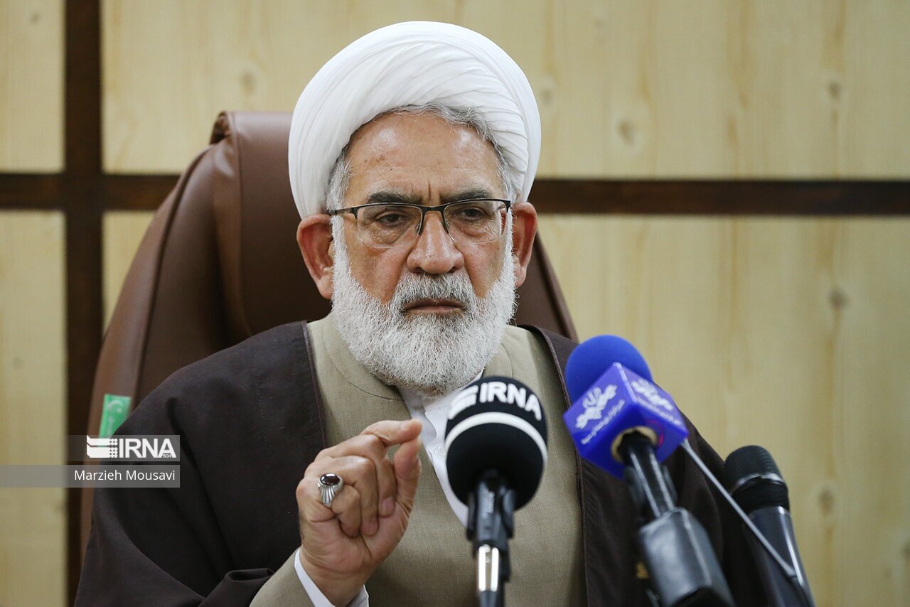 منتظری: صف اعتراض از اغتشاش کاملا مشخص است