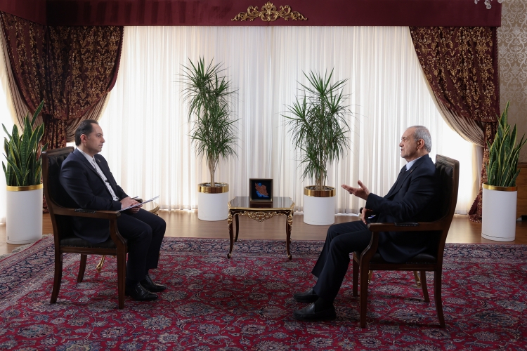 پزشکیان: اعتراضات مردم را به حق میدانیم/ حمله به اماکن عمومی نقشه آمریکا و اسرائیل است پزشکیان: اعتراضات مردم را به حق میدانیم/ حمله به اماکن عمومی نقشه آمریکا و اسرائیل است