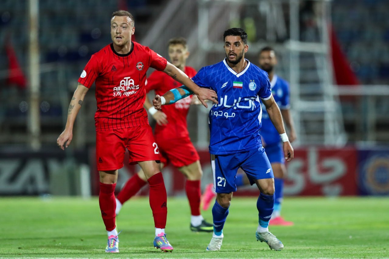 یک روز تاخیر در بازیهای استقلال و تراکتور یک روز تاخیر در بازیهای استقلال و تراکتور