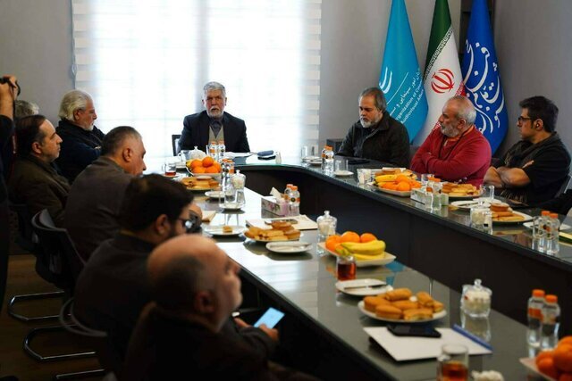 هر زمان ایران بیشتر در خطر باشد، باید بیشتر کار کنیم