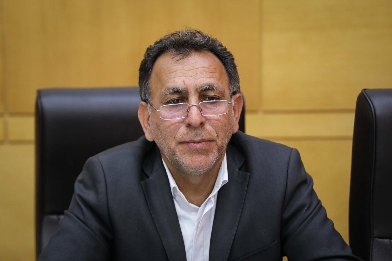 تحرک برای ثبات در بازار/ مردم باید فشار اقتصادی و معیشتی کمتری داشته باشند